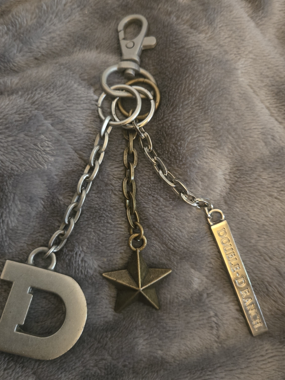 Double D Ranch Mixed Silver and Antique Brass Key Charm Set NWOT